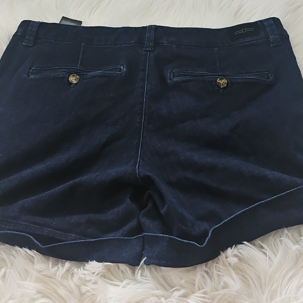 Liverpool The Trouser Short Dark Blue Cuffed Jean Shorts with 5.5" Inseam - Picture 3 of 12